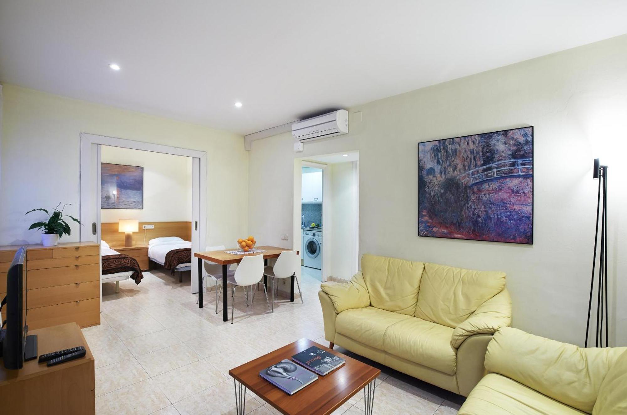 Apartamentos Calvet Барселона Экстерьер фото