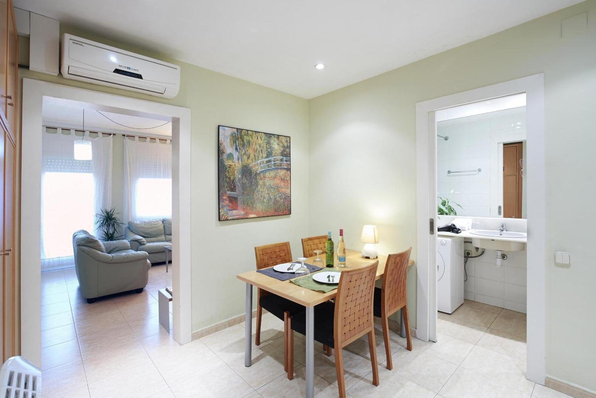 Apartamentos Calvet Барселона Экстерьер фото